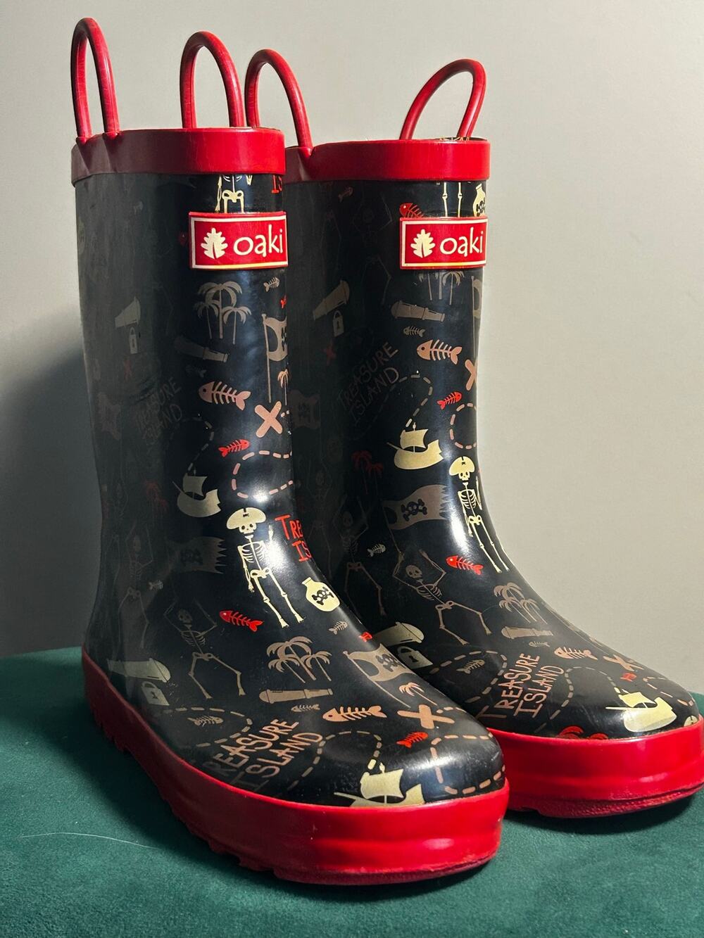 Oaki Pirate Treasure Kids Rain Boots Black Red Skeleton Pirate 2017